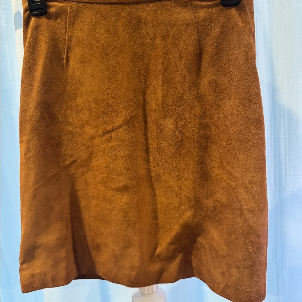 Elegant Tan Suede Mini Skirt